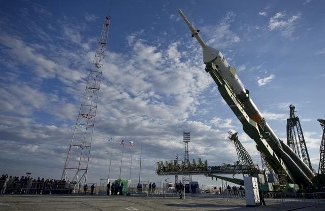 NASA image: Expedition 25 Soyuz Rollout