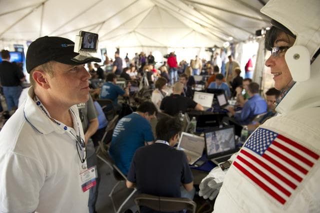 NASA image: STS-133 Launch Tweetup