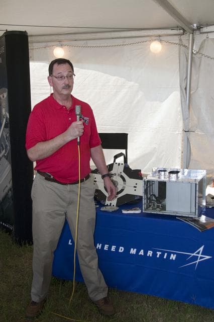 KSC-2011-3165