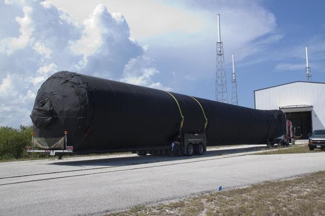 NASA image: KSC-2011-3177