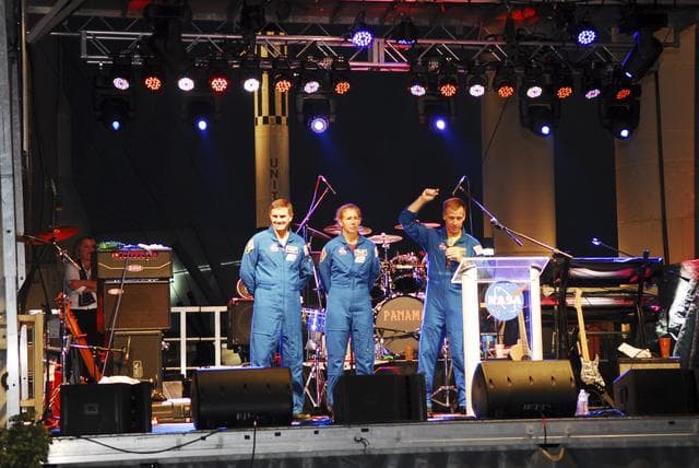 NASA image: 2011-6493