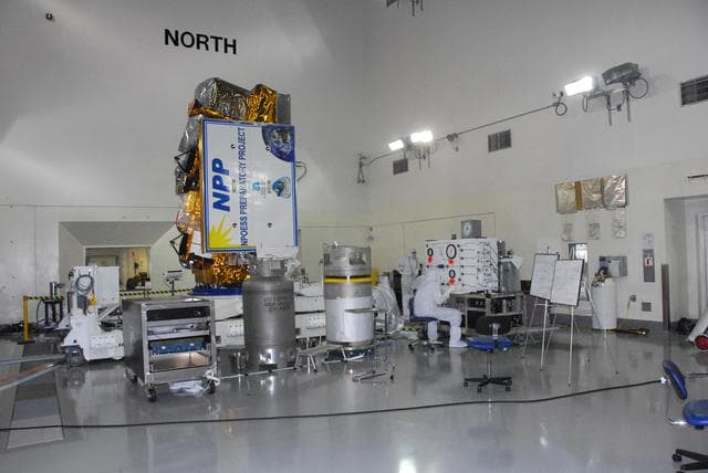 KSC-2011-7468