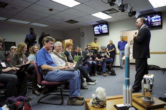 KSC-2011-7564