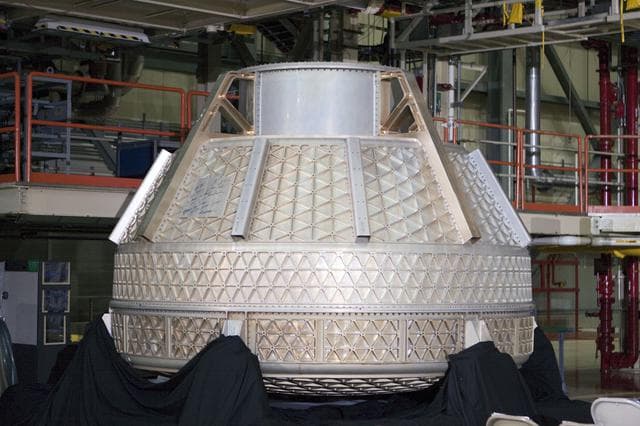 NASA image: KSC-2011-7595