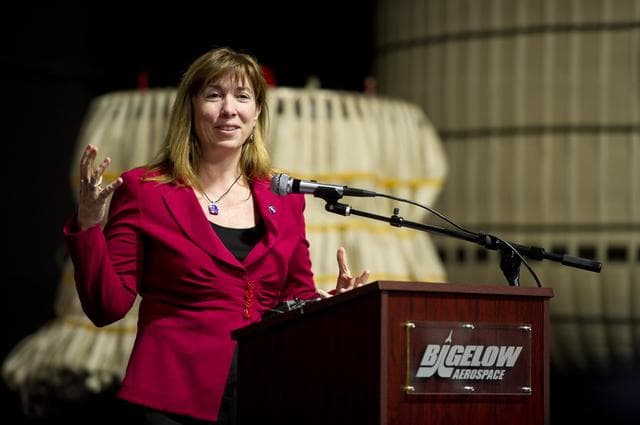 NASA image: NASA Deputy Administrator Tours Bigelow Aerospace