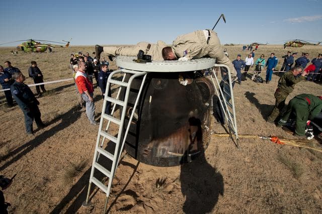 NASA image: Expedition 27 Landing