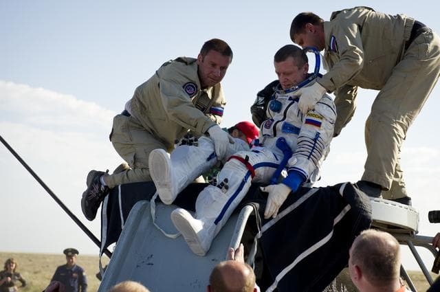 NASA image: Expedition 27 Landing