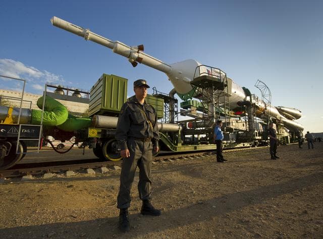 NASA image: Expedition 28 Soyuz Rollout