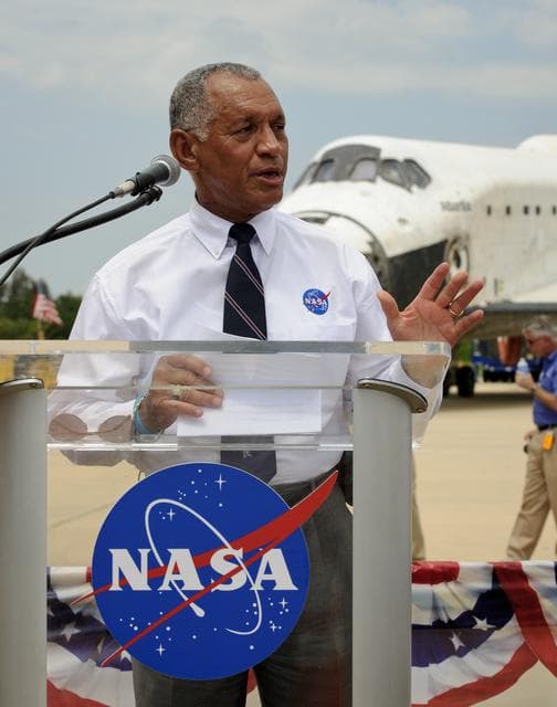 NASA image: STS-135 Wheels Stop Event