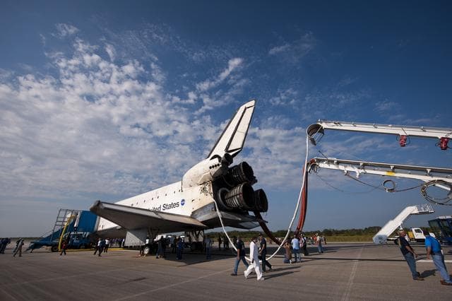 NASA image: STS-135 Atlantis Landing
