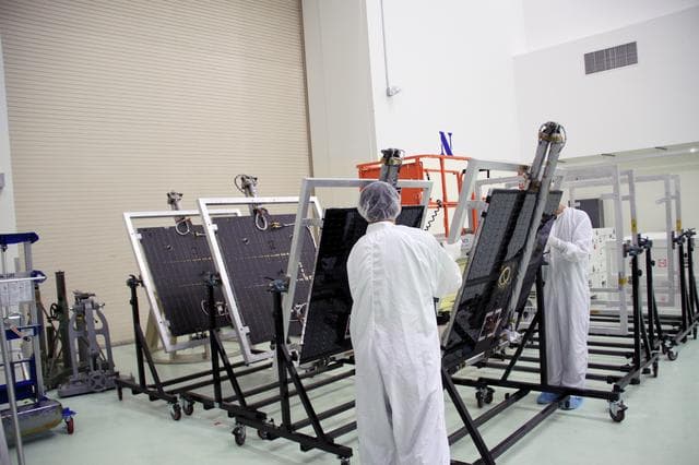 NASA image: 2012-2660