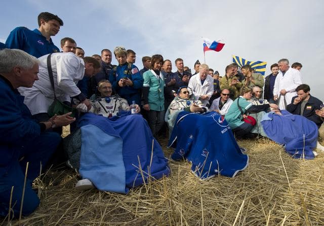 NASA image: Expedition 30 Landing