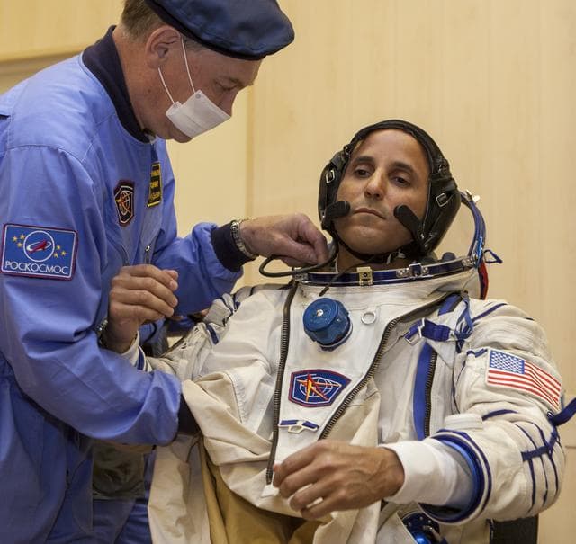 NASA image: Expedition 31 Crew Prepares For Launch