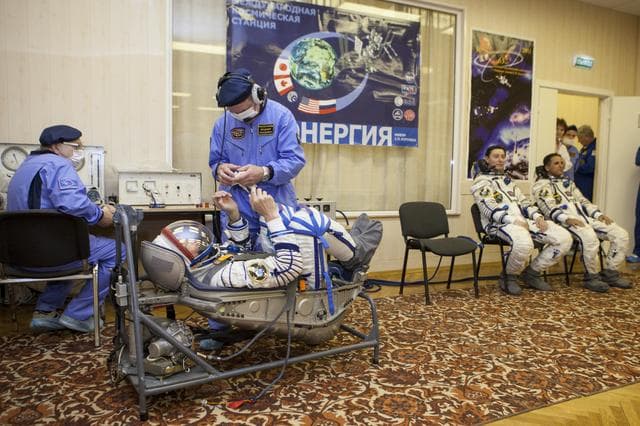 NASA image: Expedition 31 Crew Prepares For Launch