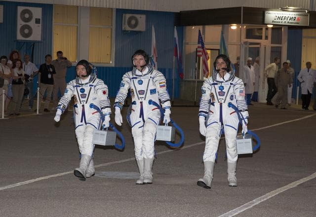 Expedition 32 Preflight