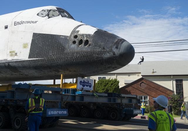 NASA image: Space Shuttle Endeavour Move