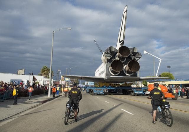NASA image: Space Shuttle Endeavour Move