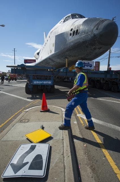 NASA image: Space Shuttle Endeavour Move