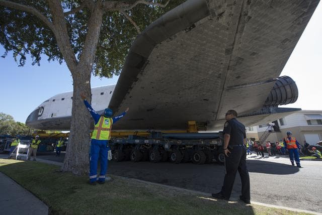 NASA image: Space Shuttle Endeavour Move