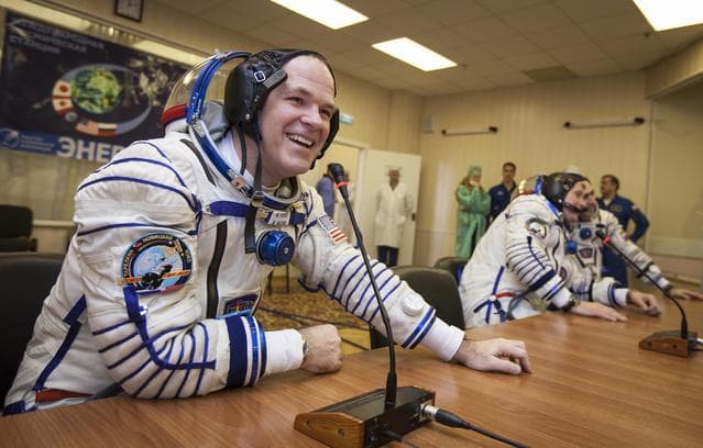 NASA image: Expedition 33 Crew Suitup