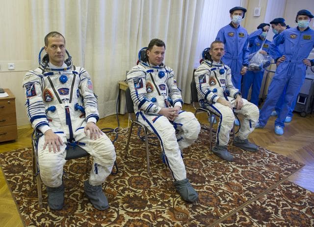 Expedition 34 Preflight