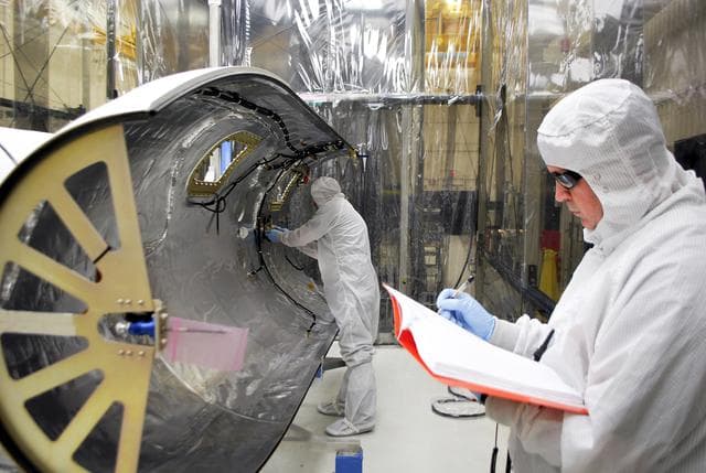 NASA image: KSC-2013-1993