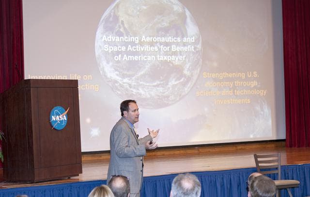 NASA image: KSC-2013-2565