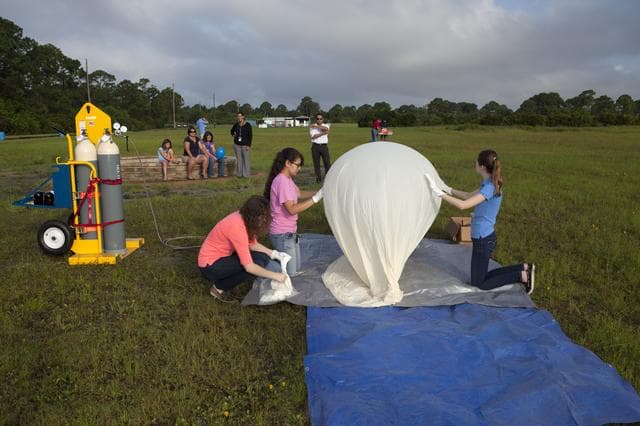 NASA image: Rocket University - Balloon Launch at KARS 1