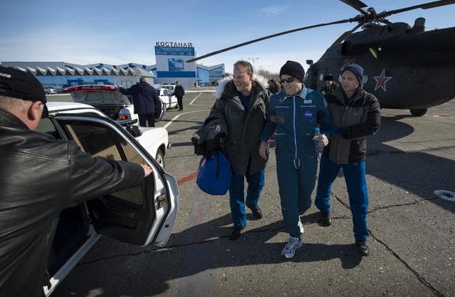 NASA image: Expedition 34 Crew Lands