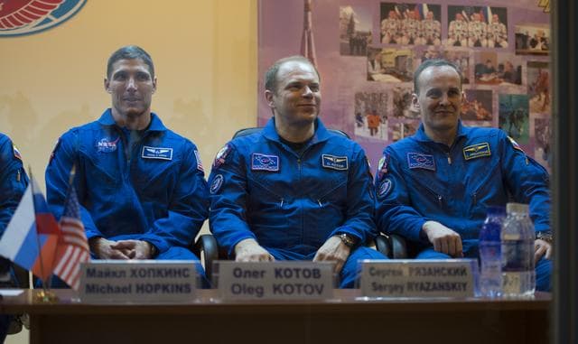 Expedition 35 Press Conference
