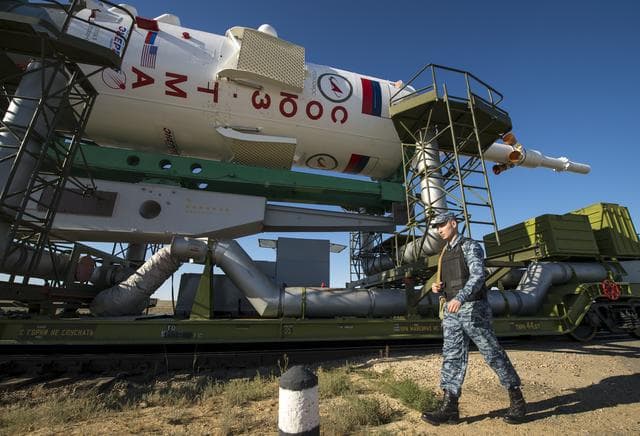 NASA image: Expedition 36 Soyuz TMA-09M Rollout
