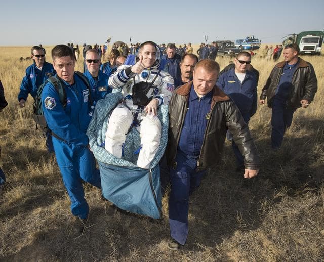 NASA image: Expedition 36 Soyuz TMA-08M Landing