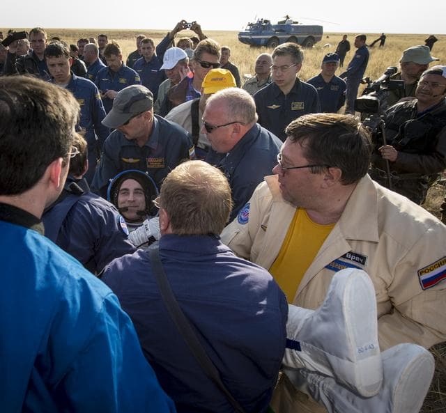 NASA image: Expedition 36 Soyuz TMA-08M Landing