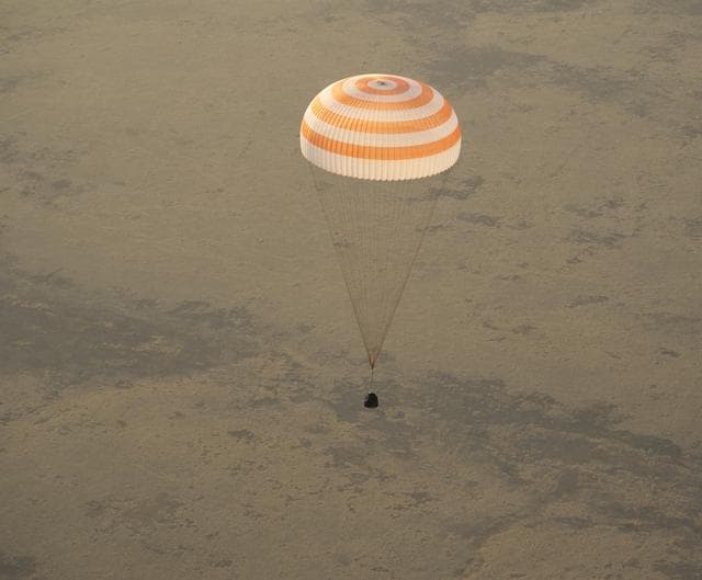 NASA image: Expedition 37 Landing