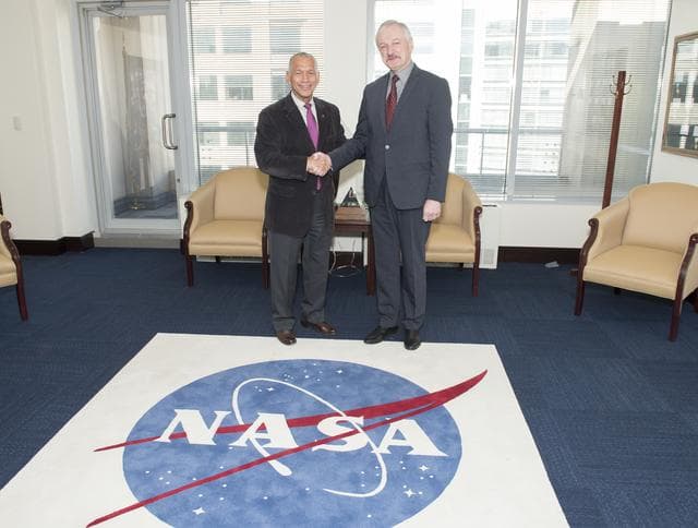 NASA image: NASA Administrator Welcomes Minister of Economy