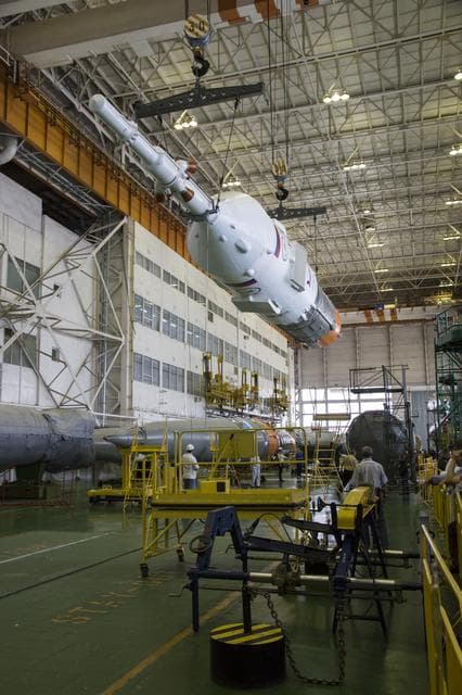 NASA image: Expedition 40 Preflight