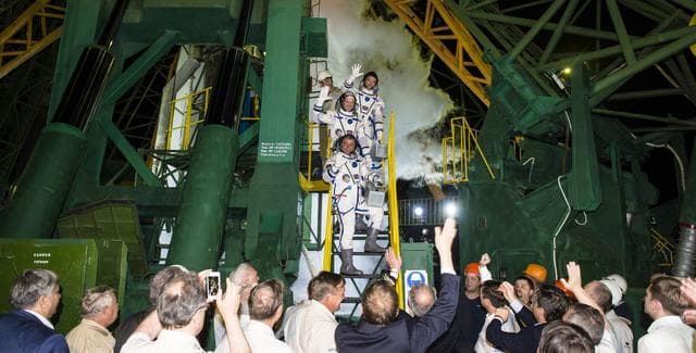 NASA image: Expedition 40 Preflight