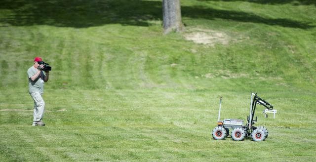 NASA image: 2014 NASA Centennial Challenges Sample Return Robot Challenge