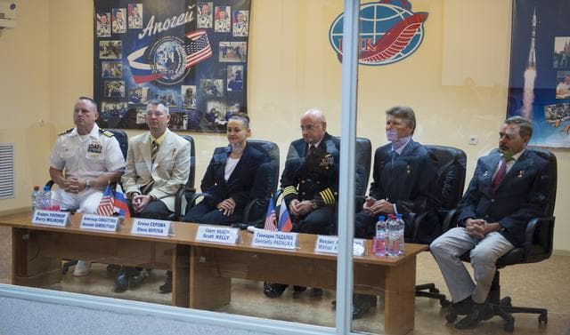 NASA image: Expedition 41 State Commission