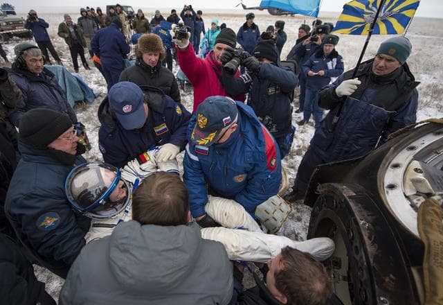 Expedition 41 Soyuz TMA-13M Landing