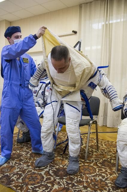 NASA image: Expedition 42 Suit Up
