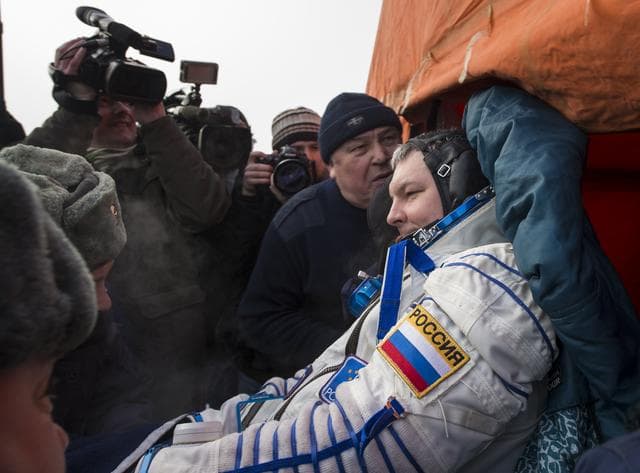 NASA image: Expedition 42 Soyuz TMA-14M Landing