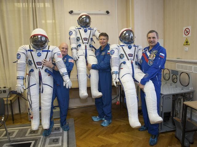 NASA image: Expedition 43 Preflight