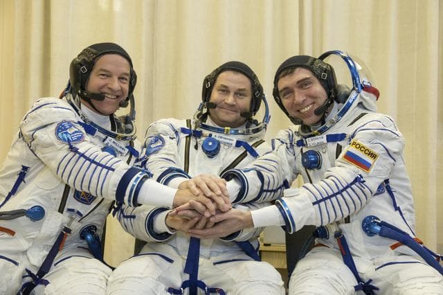 NASA image: Expedition 43 Preflight