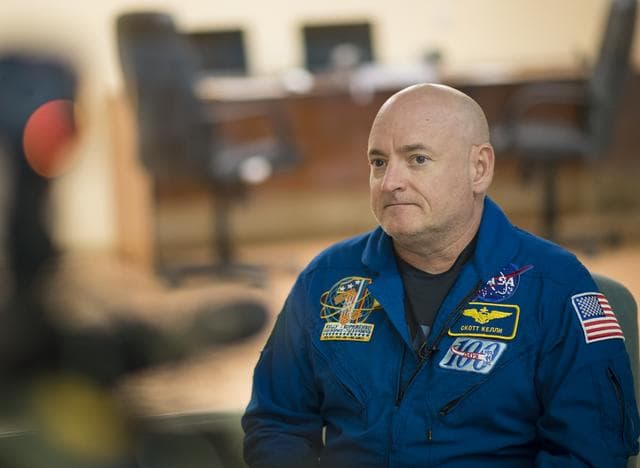 NASA image: Expedition 43 Preflight