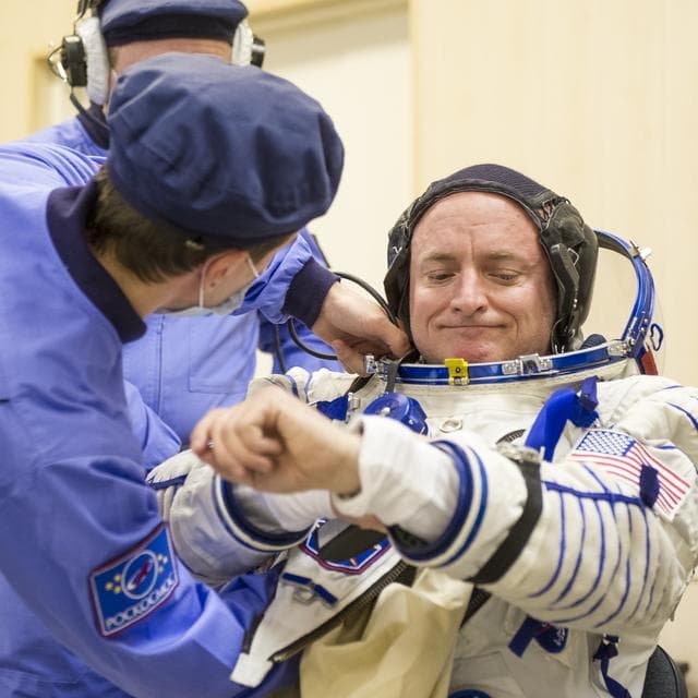 NASA image: Expedition 43 Preflight