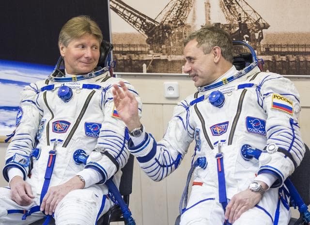 NASA image: Expedition 43 Preflight