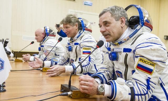 NASA image: Expedition 43 Preflight