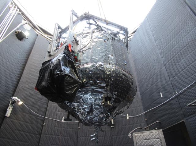 NASA image: NASA Marshall Tests Innovative Technique for Super Cold Fuel Storage