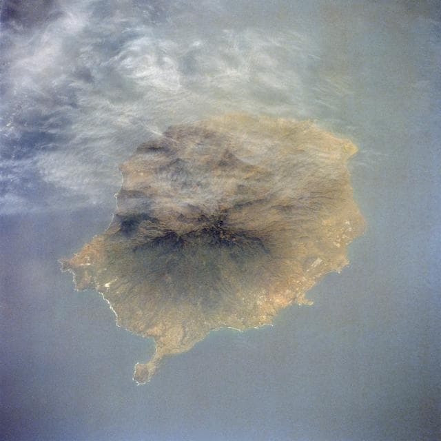 NASA image: STS-41G earth observations